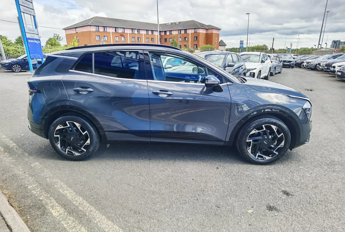 Kia Sportage GT LINE PHEV 2023 - Image 4