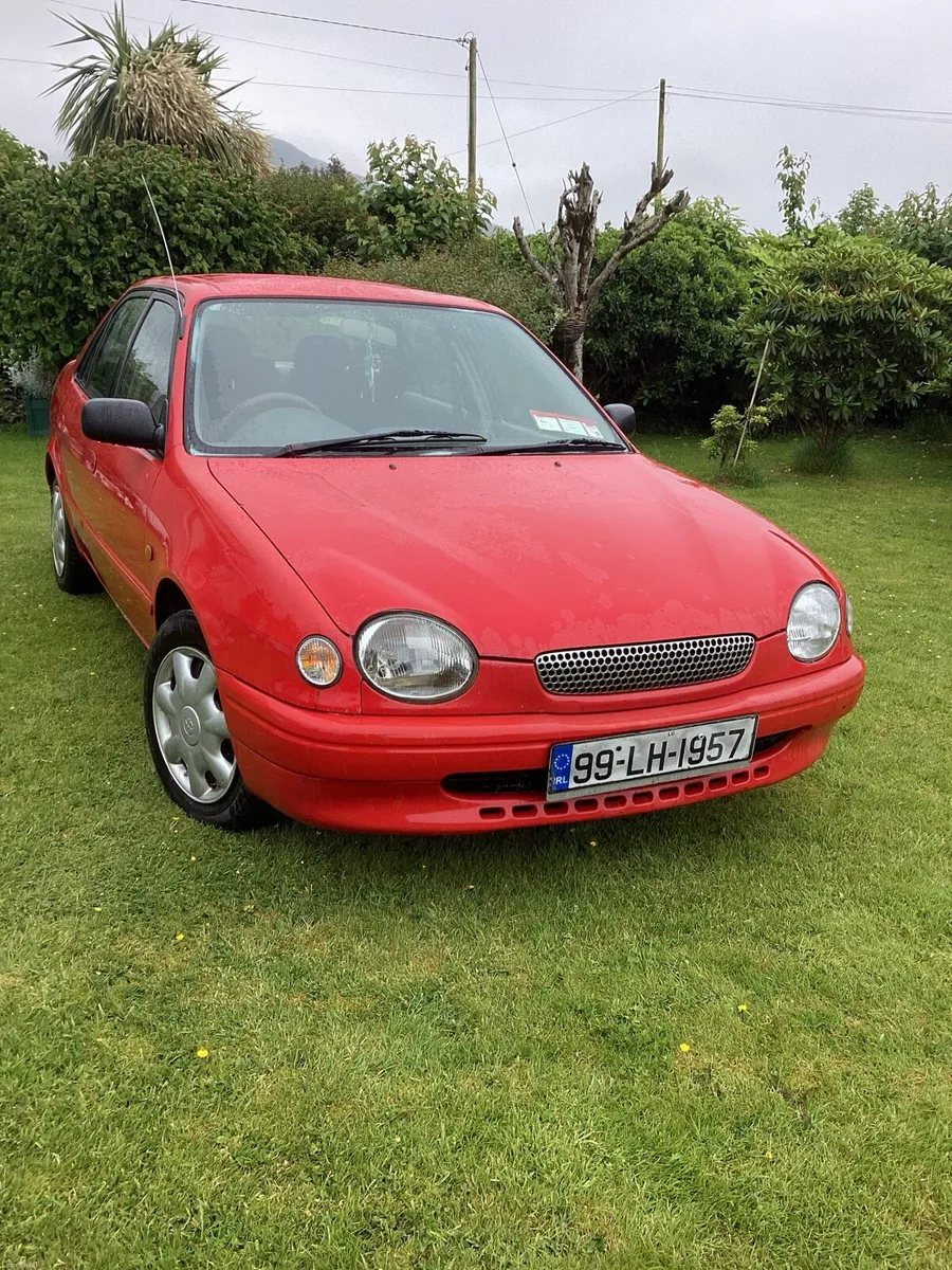Toyota Corolla 1999 running starting - Image 1