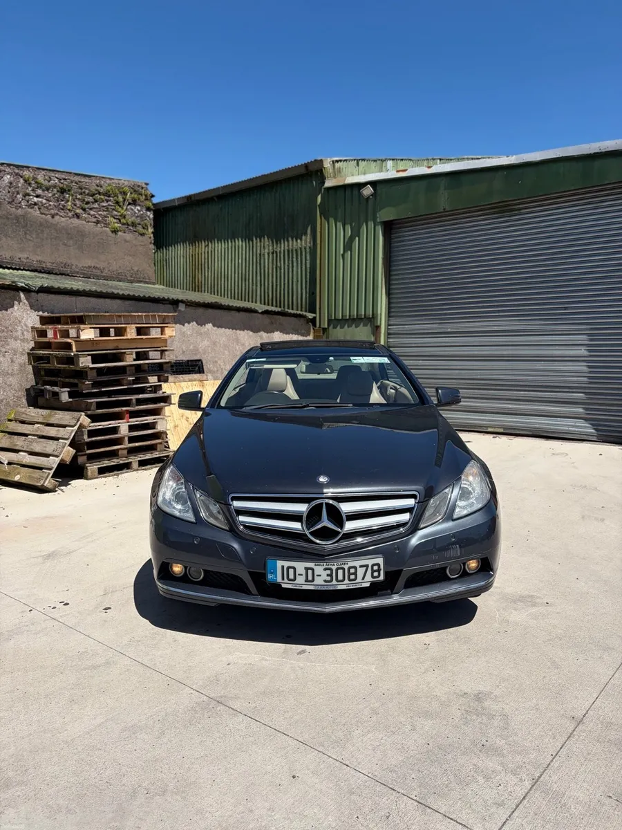 Mercedes E class Coupe - Image 2