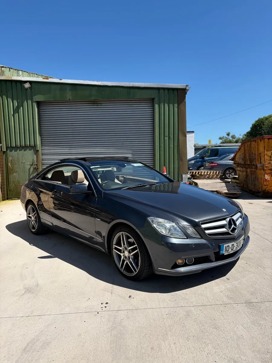 Mercedes E class Coupe - Image 3