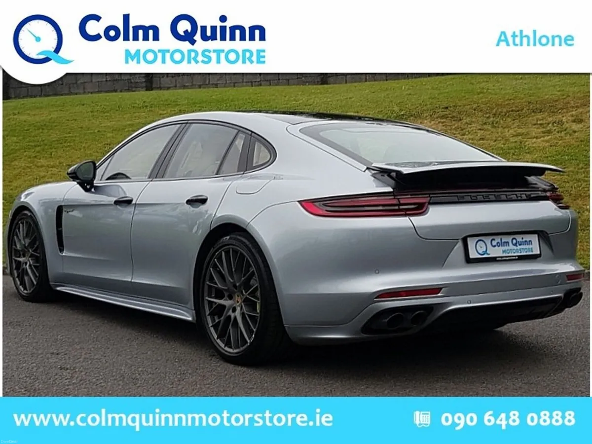 Porsche Panamera 4 E-Hybrid - Sports Chrono Packag - Image 4