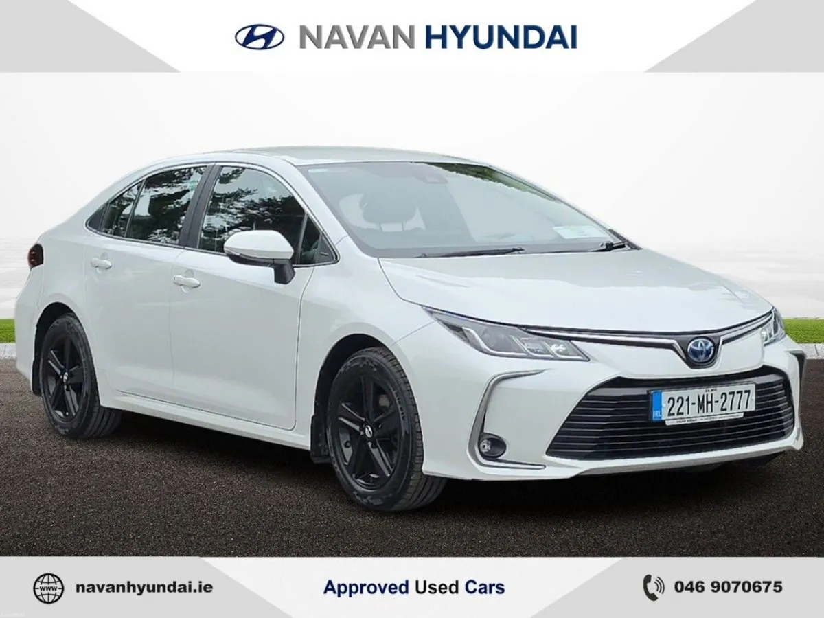 Toyota Corolla 1.8 Hybrid Luna Saloon *LOW RUNNING - Image 1