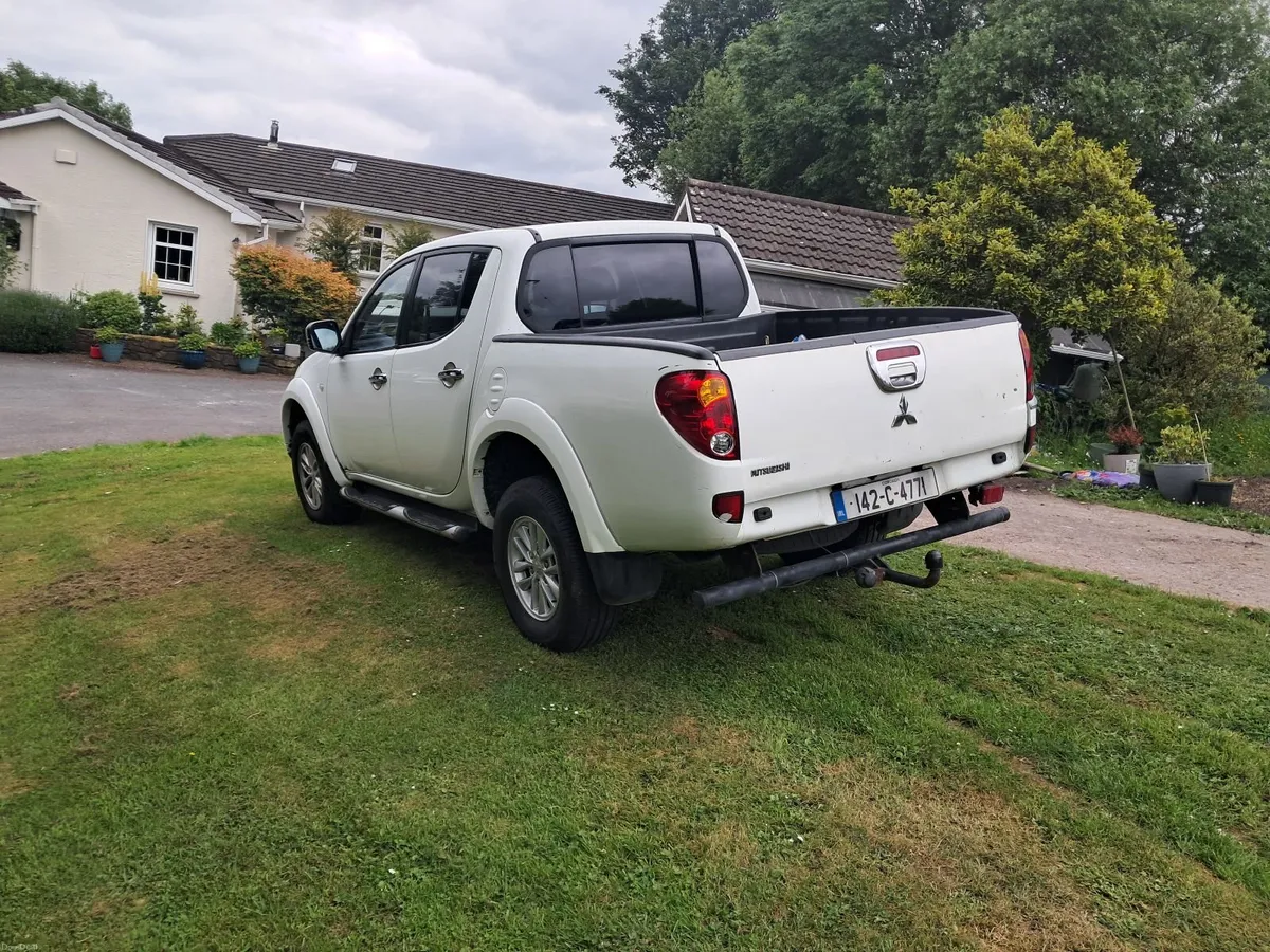 Mitsubishi L200 2014 - Image 2