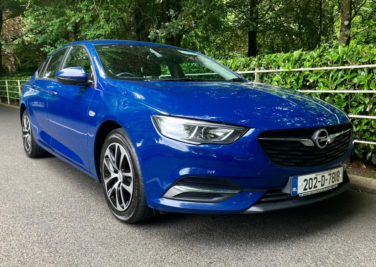 Opel Insignia  1.6 TurboD ecoTEC Deluxe Edition - Image 3