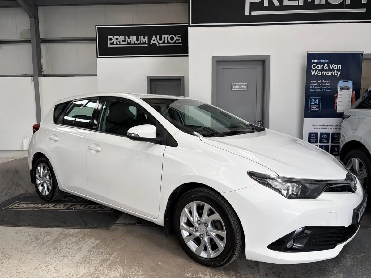 Toyota Auris 2016. 1.4D4D. LUNA - Image 1