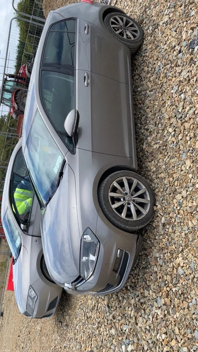 Volkswagen Golf - Image 1