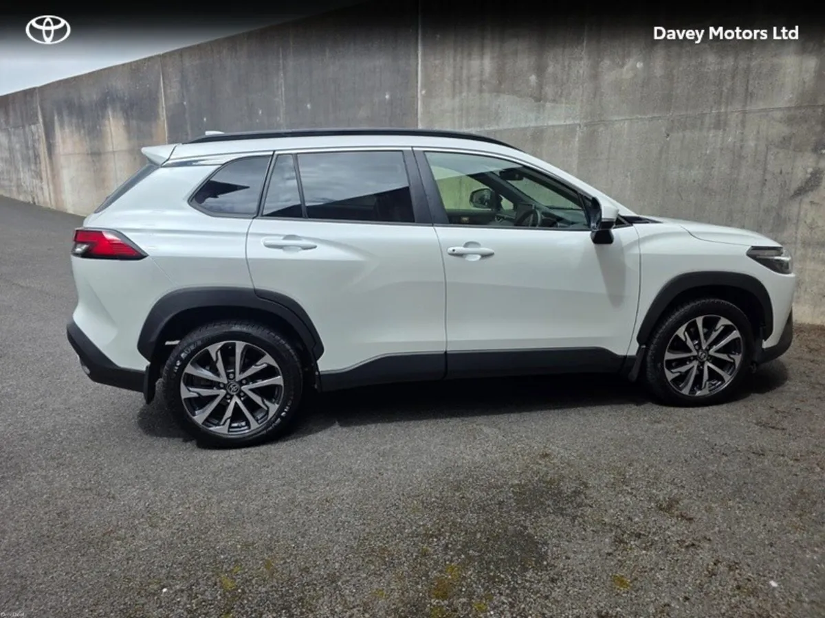 Toyota Corolla Cross CROSS 1.8 SPORT 4DR A - Image 3