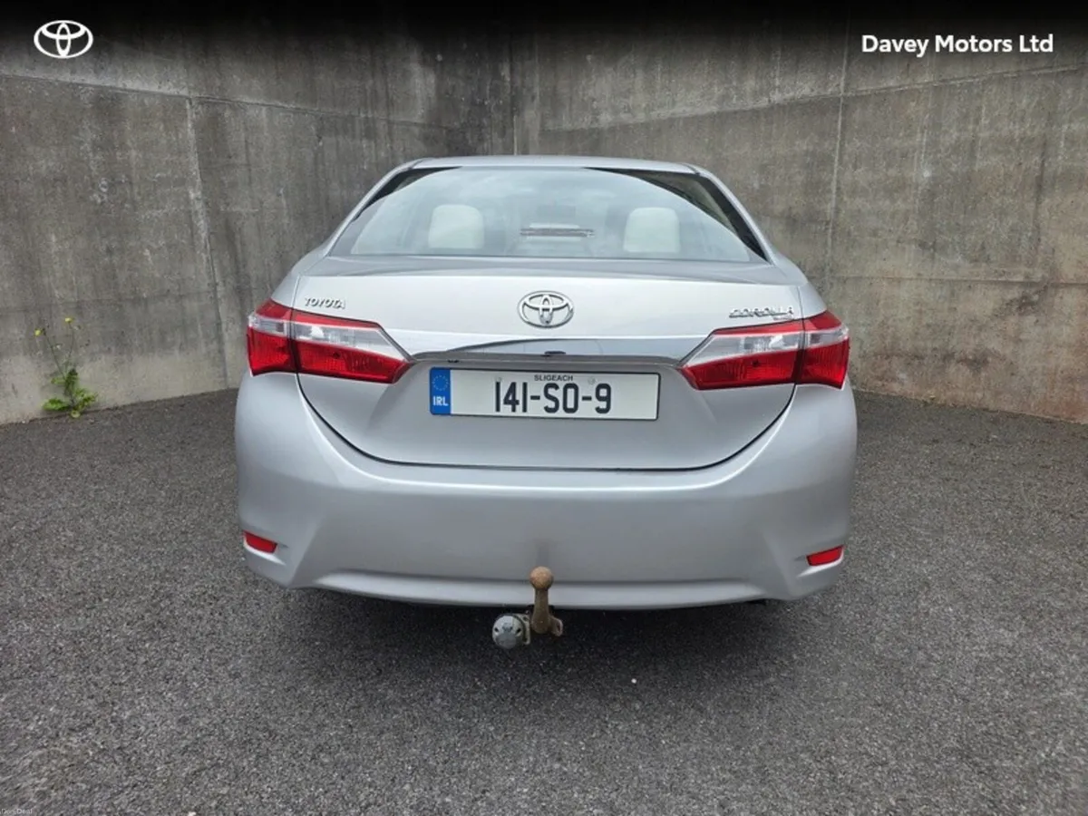 Toyota Corolla COROLLA 1.4D4D LUNA - Image 4