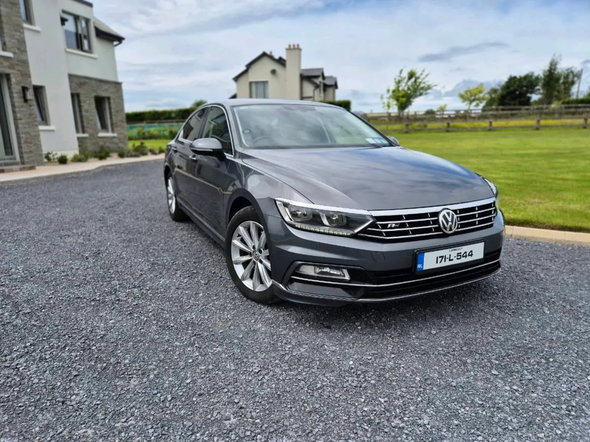 Volkswagen Passat - Image 2