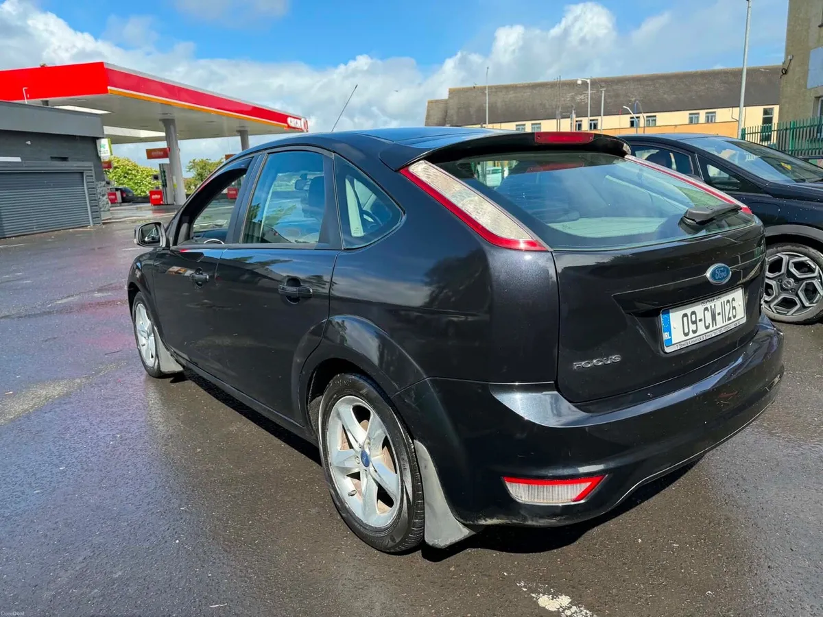 Ford focus - Image 2