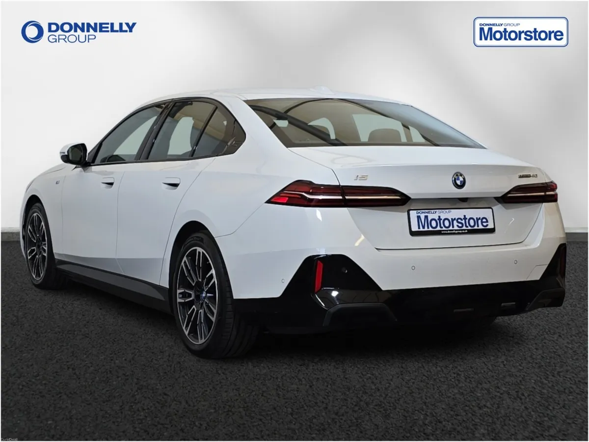 BMW i5 Saloon M Sport - Image 2