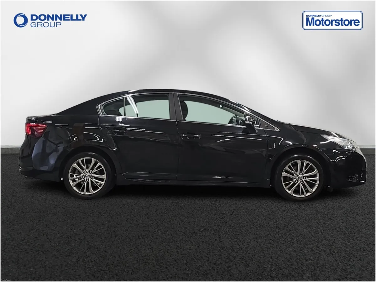 Toyota Avensis Diesel Saloon Business Edition - Image 3