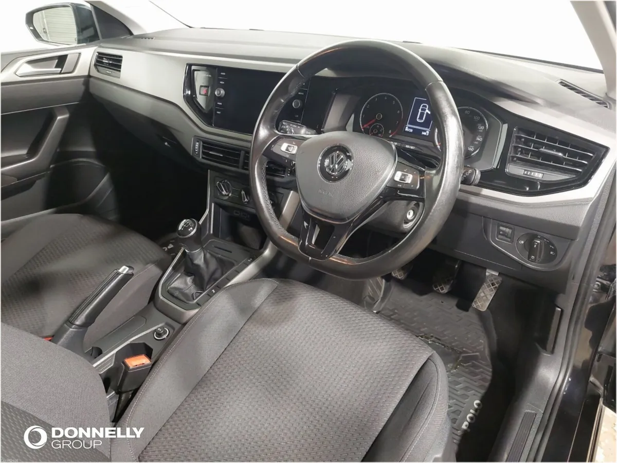 Volkswagen Polo Hatchback SE - Image 4