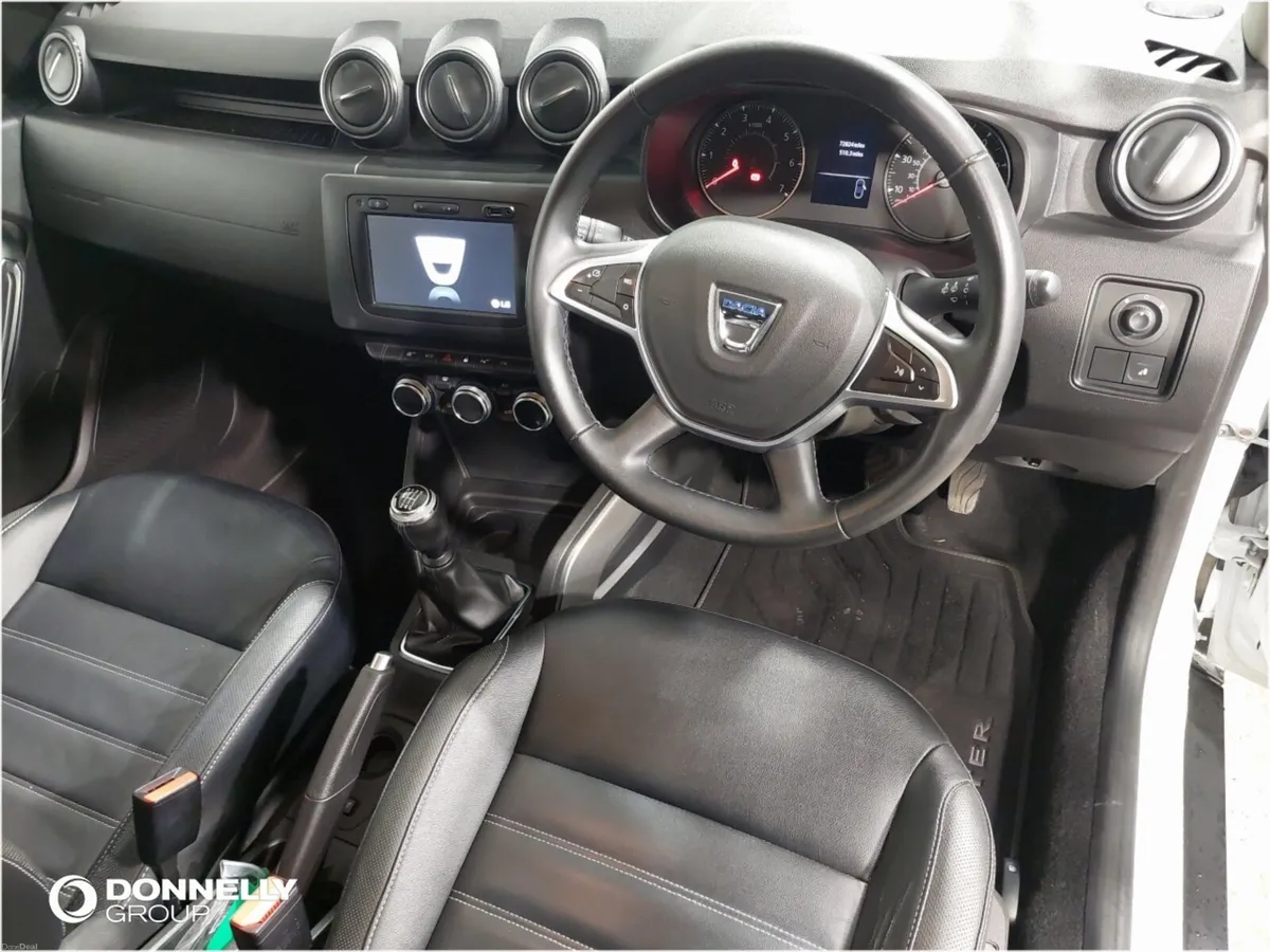 Dacia Duster Diesel Estate Prestige - Image 4