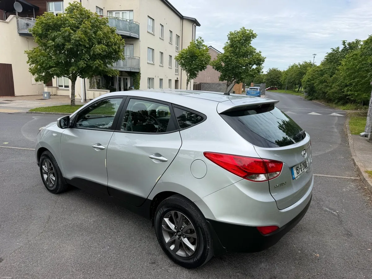 151 Hyundai ix35  Nct&Tax - Image 3