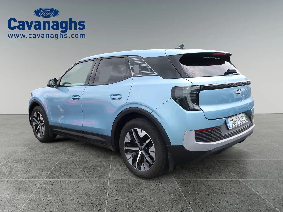 2026 Ford Explorer SELECT 5Dr 77kWh Extended Range - Image 3