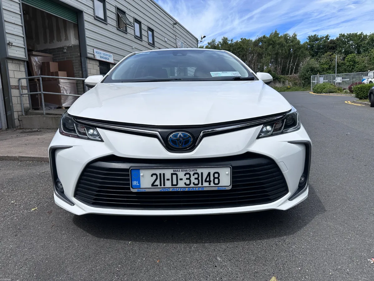 Toyota Corolla 1.8 Hybrid Luna, 2021 - Image 3