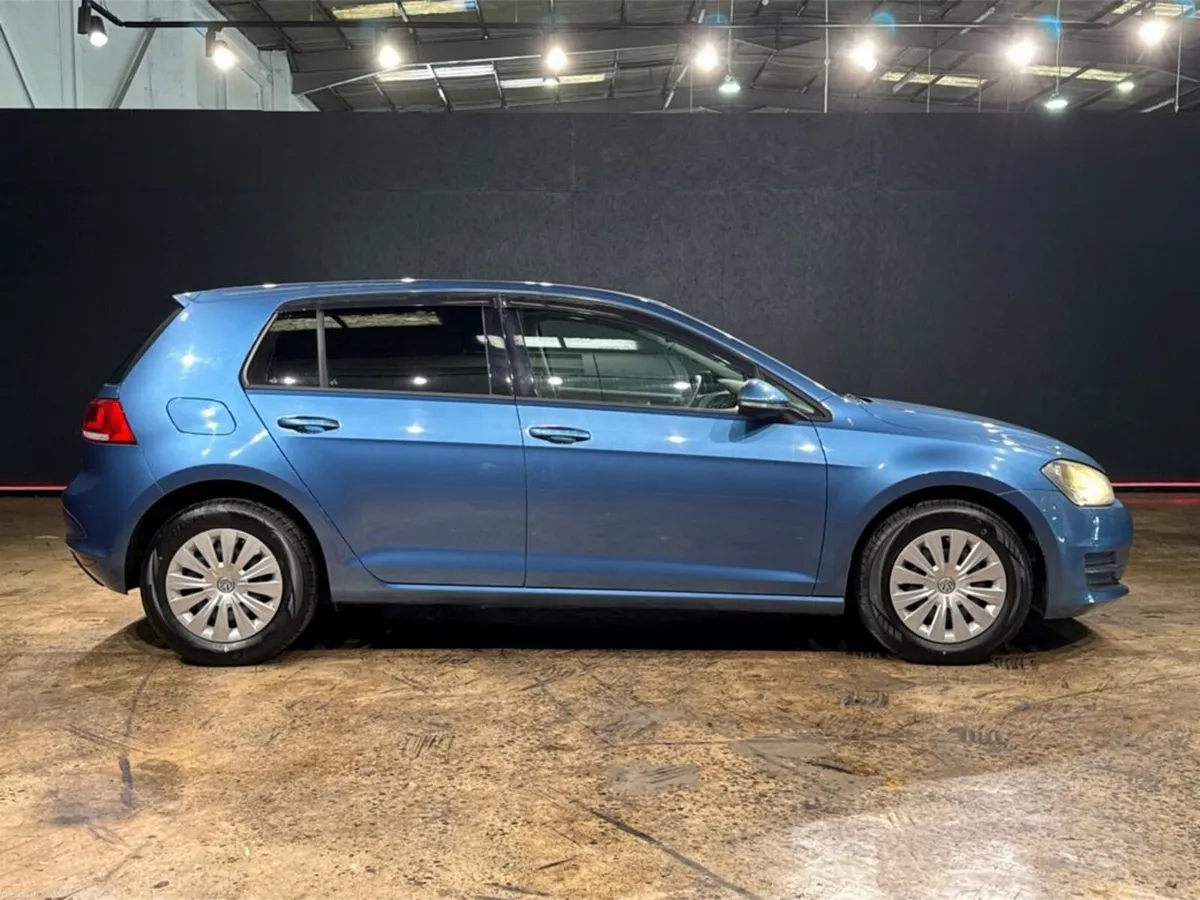 Volkswagen Golf 1.2 AUTOMATIC - HEATING / AC CONTR - Image 3