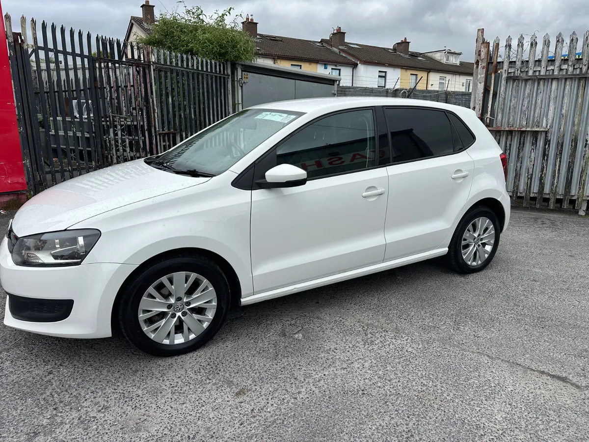 Volkswagen Polo 1.2 Petrol AUTO NCT TAX - Image 5