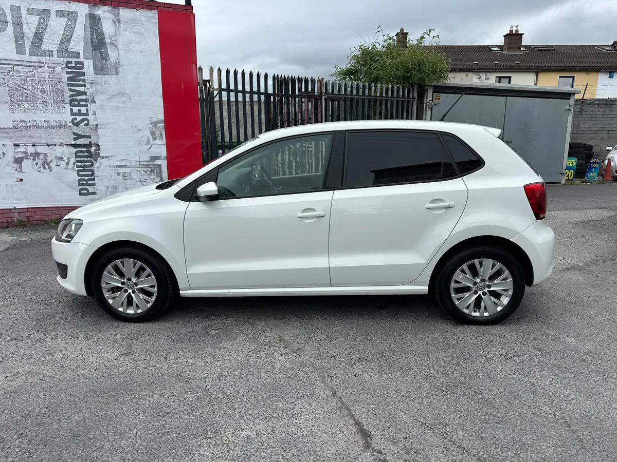 Volkswagen Polo 1.2 Petrol AUTO NCT TAX - Image 6