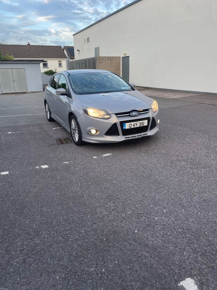 Ford Focus 2012 - Image 5