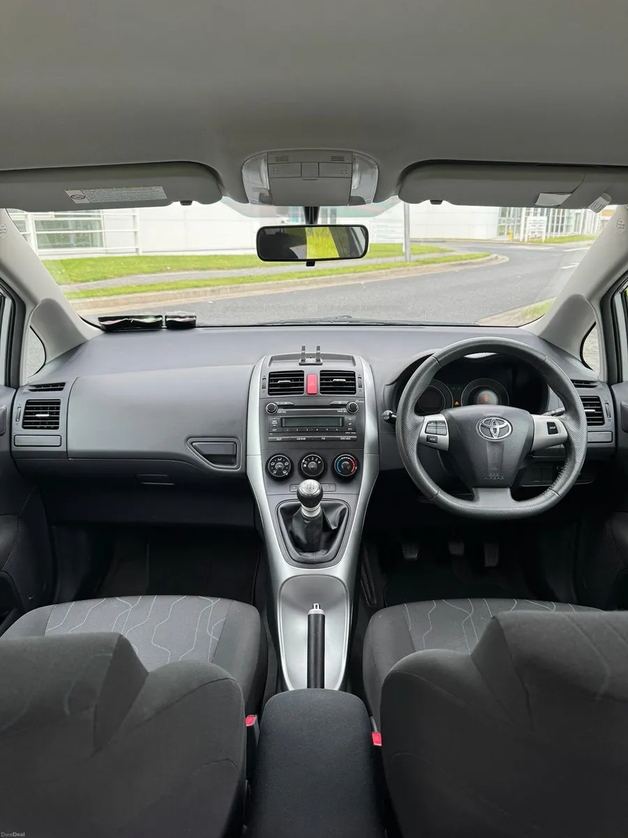 Toyota Auris 2012, 1.4 D, Manual, NCT May 2027 - Image 4