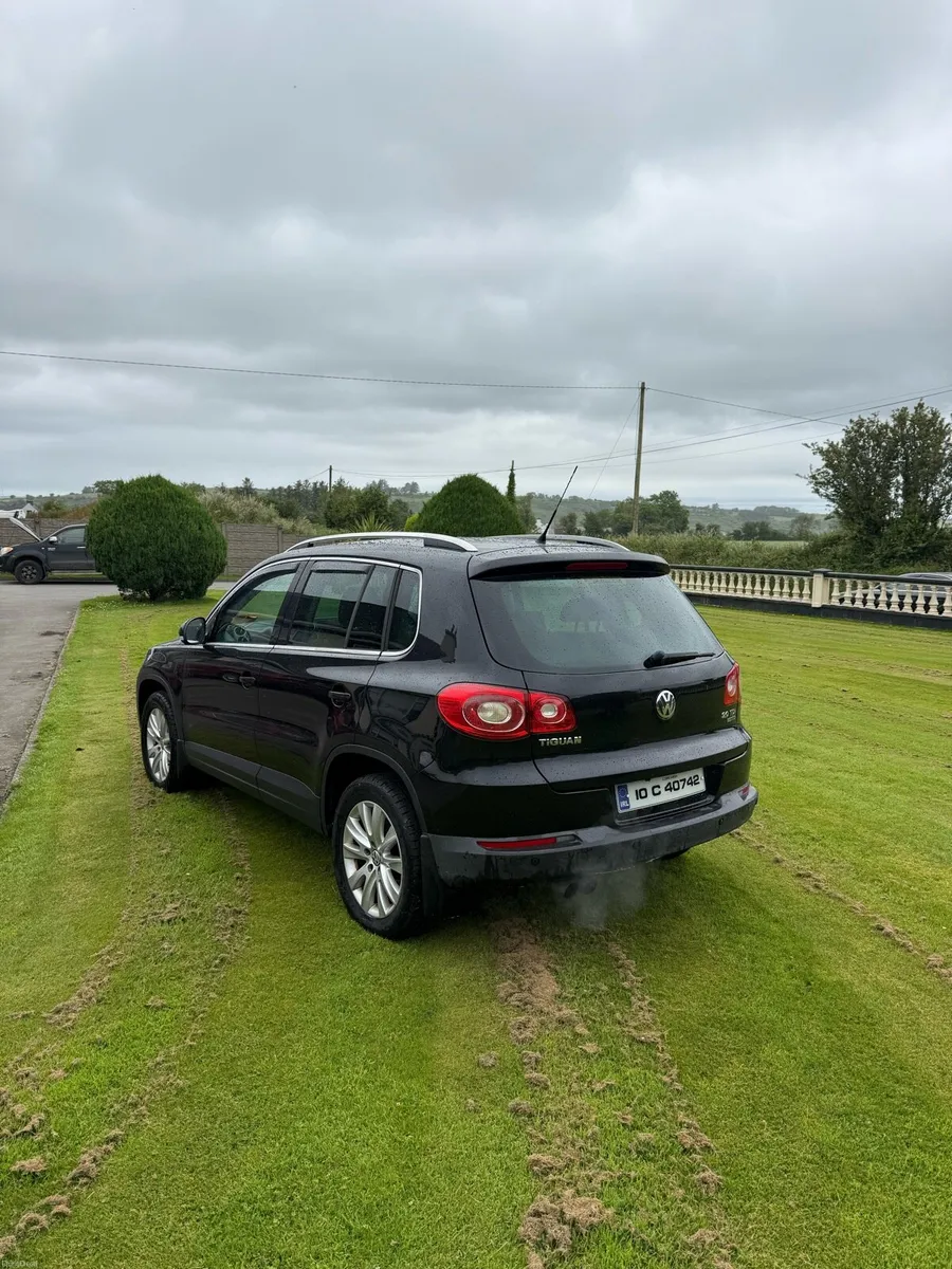 Volkswagen Tiguan - Image 4