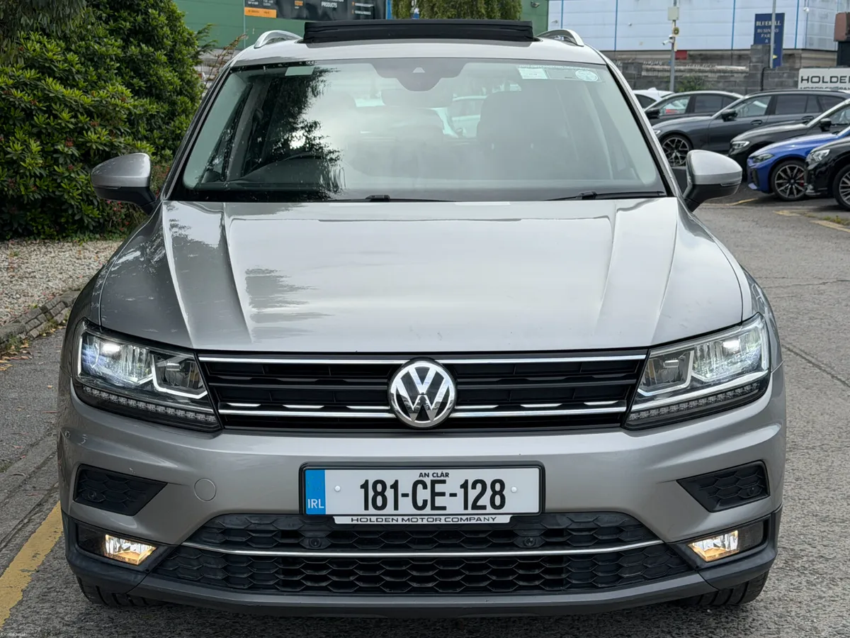 2018 Volkswagen Tiguan PAN ROOF HIGHLINE REAR CAME - Image 4