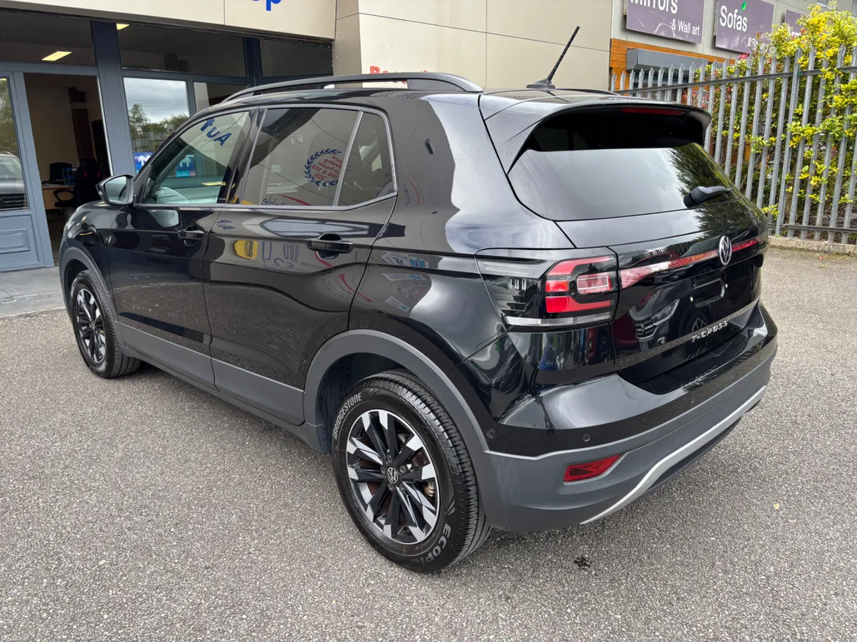1.0 TSI 1ST - SAVE €2000 - Image 2