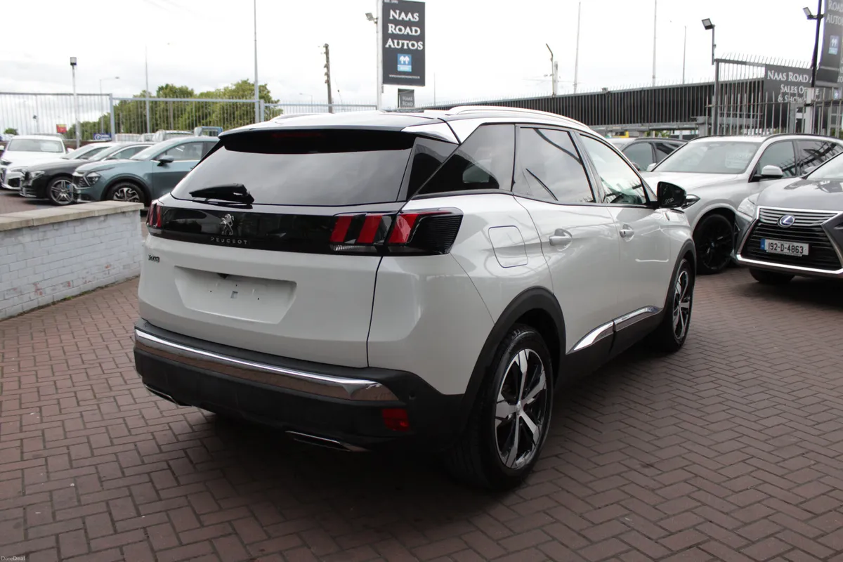 PEUGEOT 3008 2.0HDI GT-LINE 5DR ESTATE AUTO - Image 4