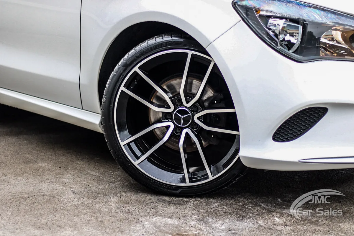 2018 MERCEDES BENZ CLA 180D AMG LINE - Image 6