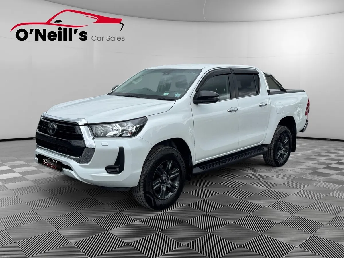 Toyota Hilux 2023 2.8 SR5 D/CAB AUTO 4DR #291 - Image 3