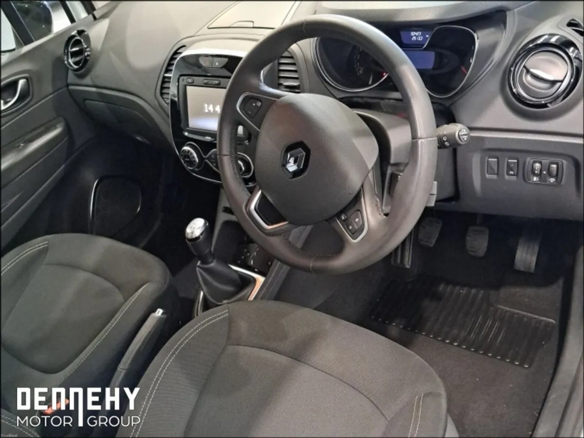 Renault Captur  0.9 TCe 90 ICONIC €68 P/W - Image 6