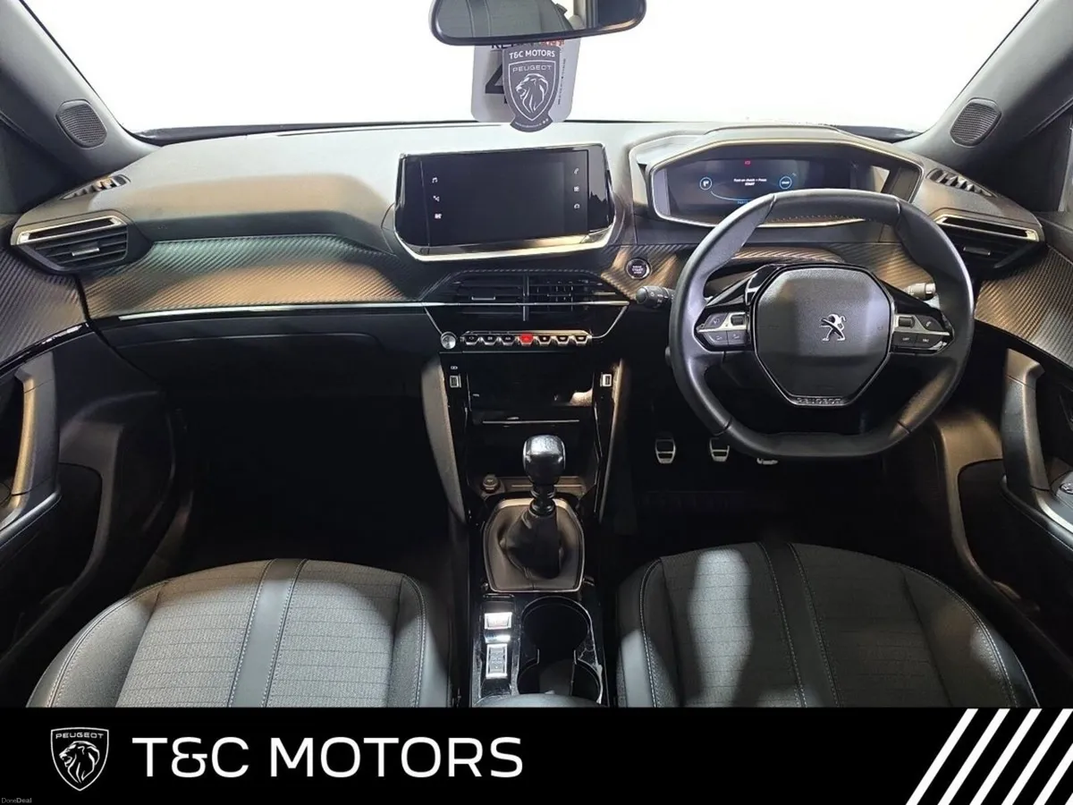 Peugeot 2008 1.2 Puretech 100bhp Allure - Image 3