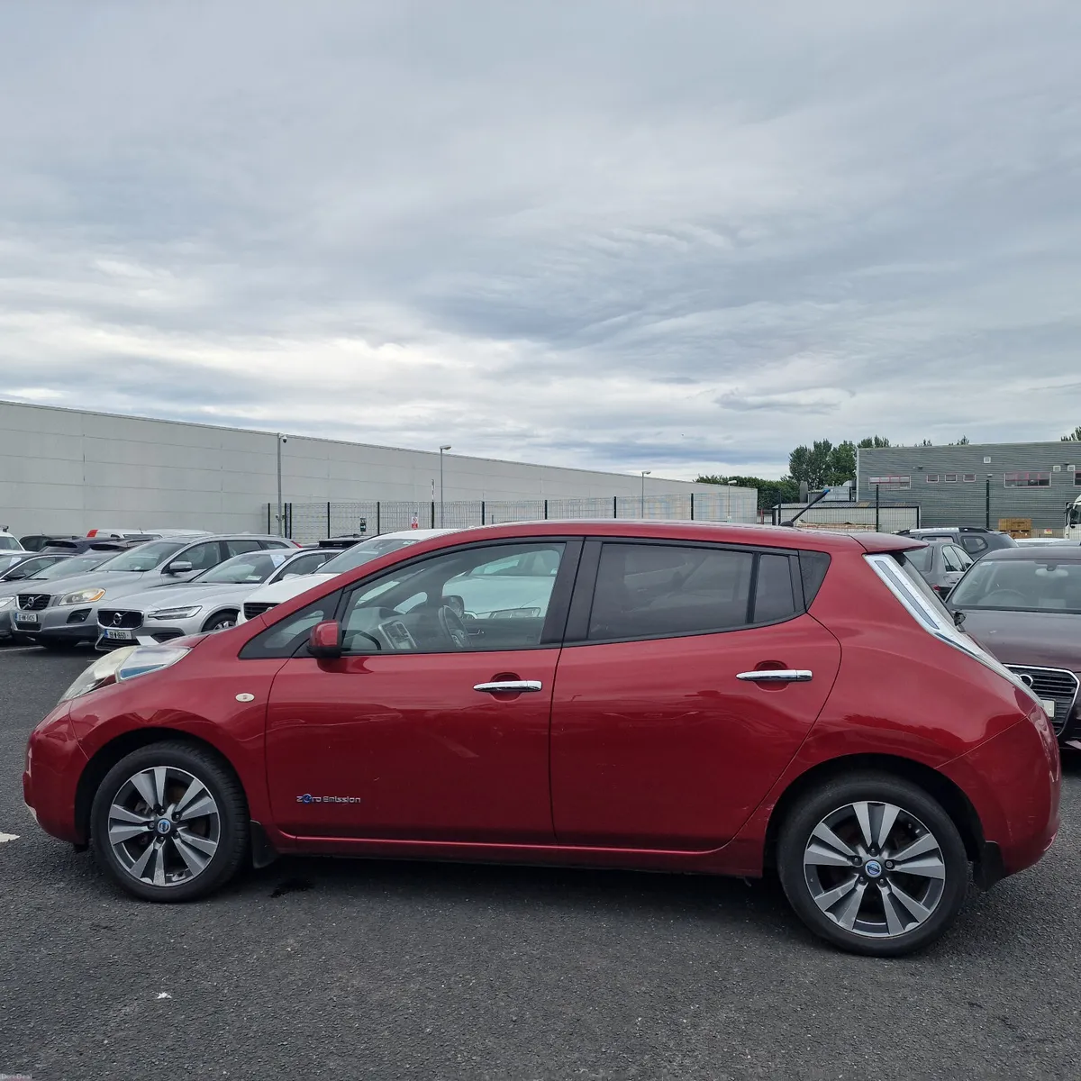 Nissan Leaf Nct 11/26 Tax 08/26 - Image 5