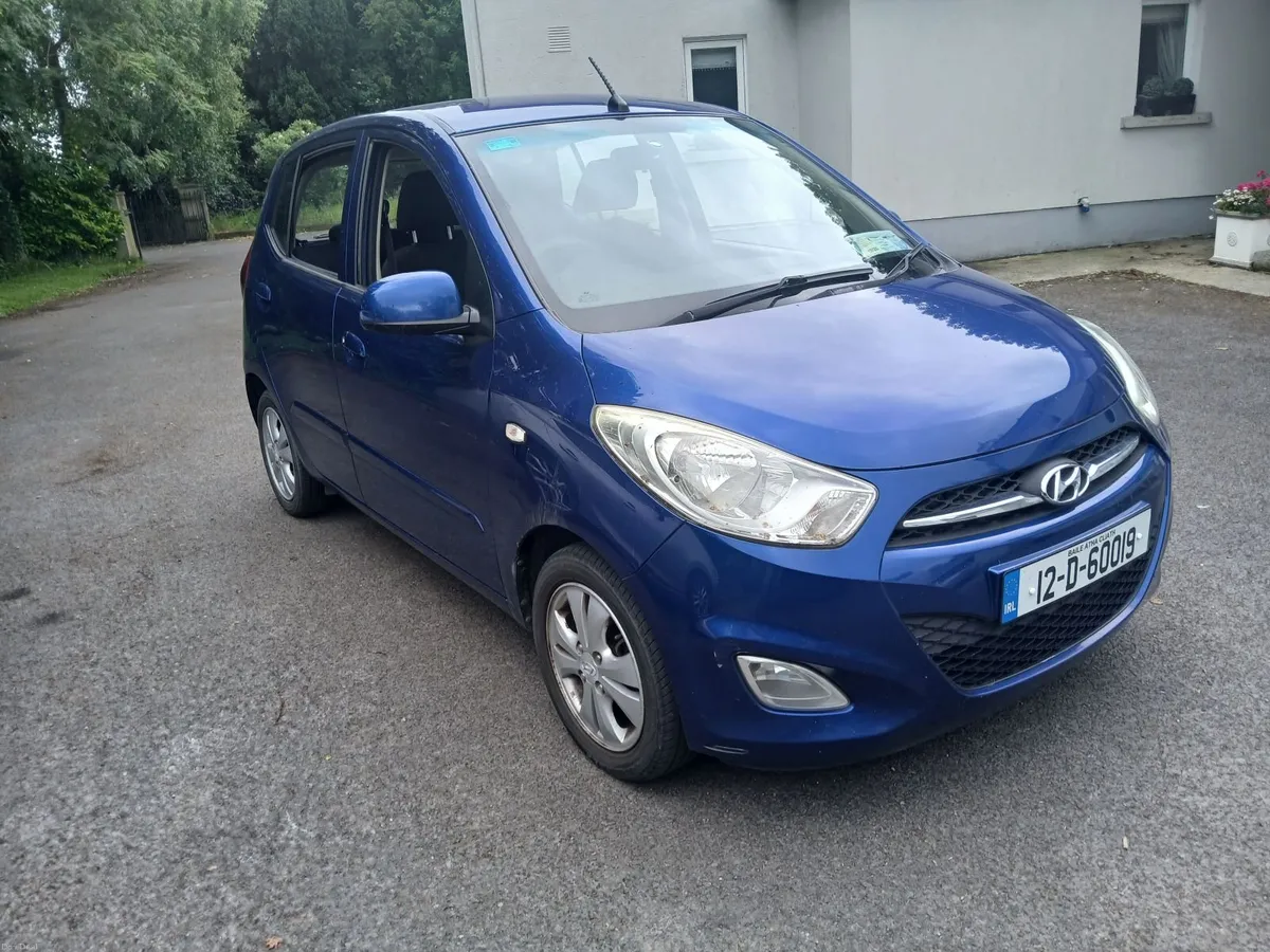 Hyundai i10 NCTd  & Taxed €2250 - Image 2