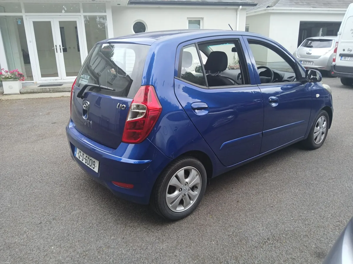 Hyundai i10 NCTd  & Taxed €2250 - Image 3