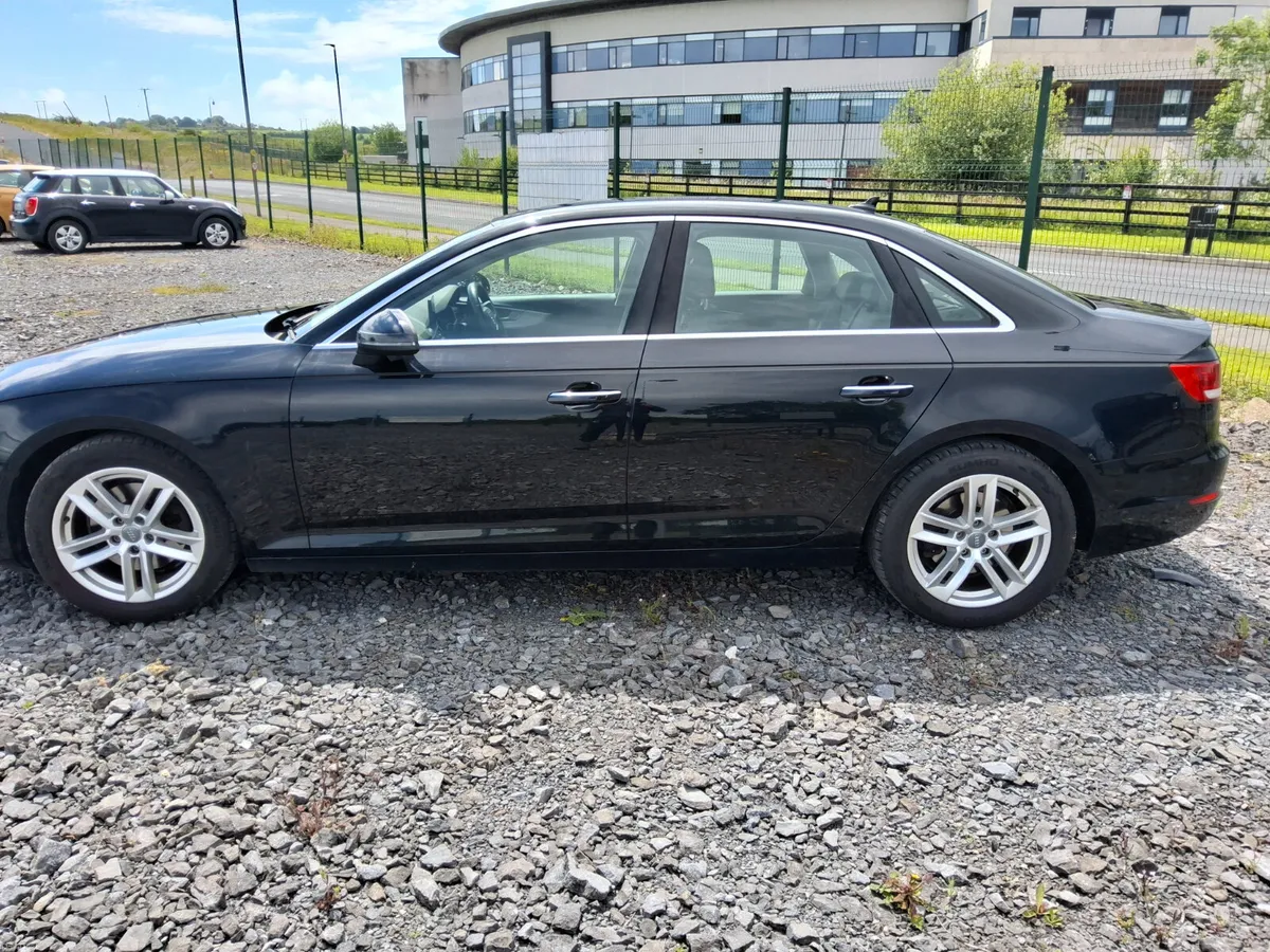 Maindealer Auction Unreserved Audi A4 2016 - Image 4