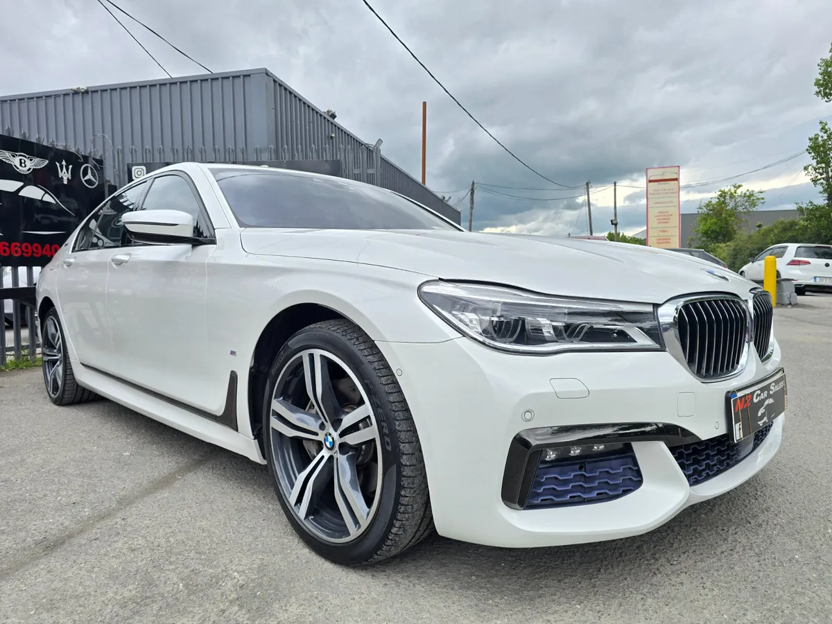 BMW 7-Series 2017 - Image 2