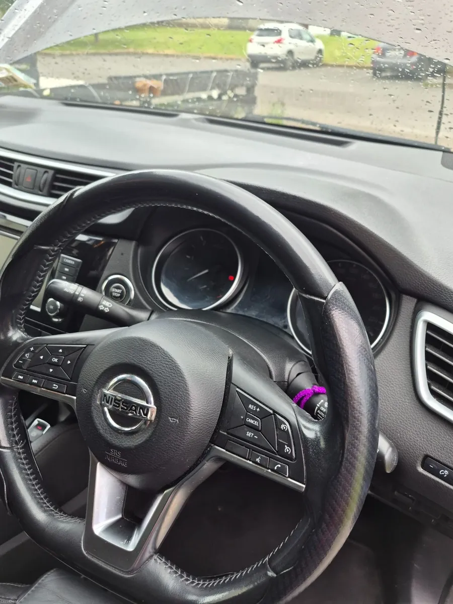 Nissan Qashqai 2019 - Image 2