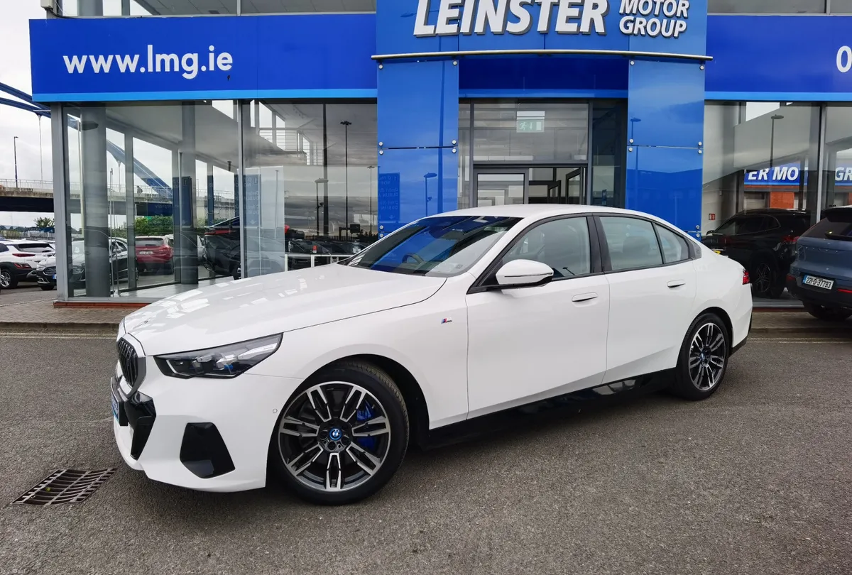 BMW i5 E DRIVE 40 M SPORT 2024 - Image 1