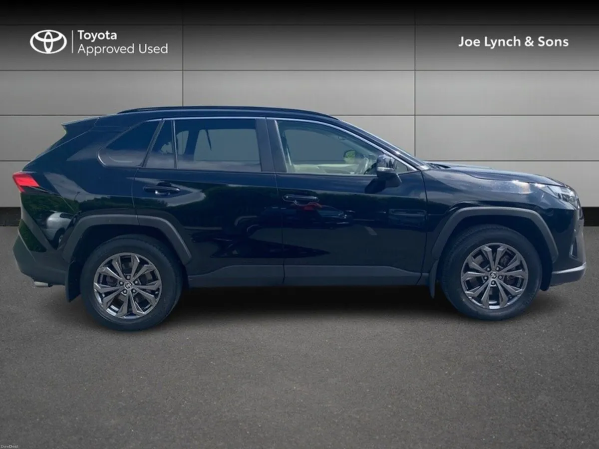 Toyota RAV4 RAV4 HYBRID PLATINUM FWD - Image 3