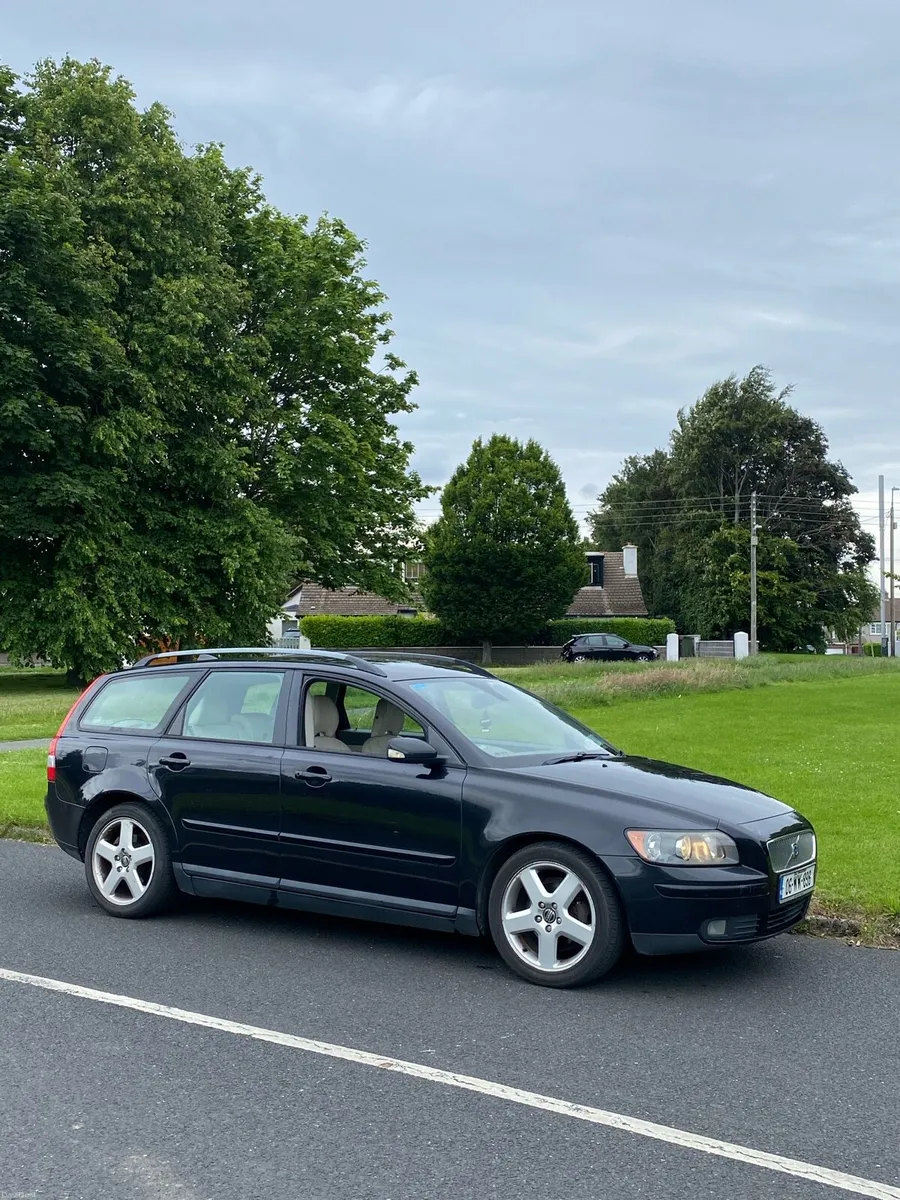 2006 Volvo V50 Tax + NCT - Image 2
