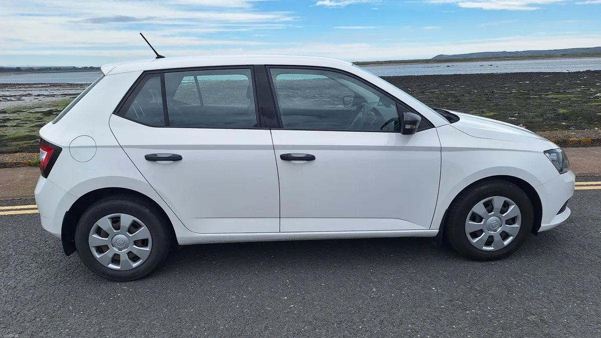 Skoda Fabia 2016 - Image 1
