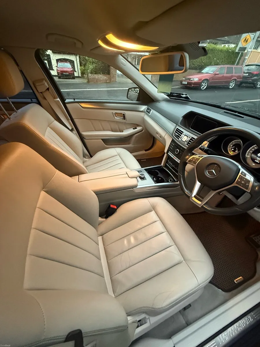 Mercedes Benz E220 AMG Sport - Image 2