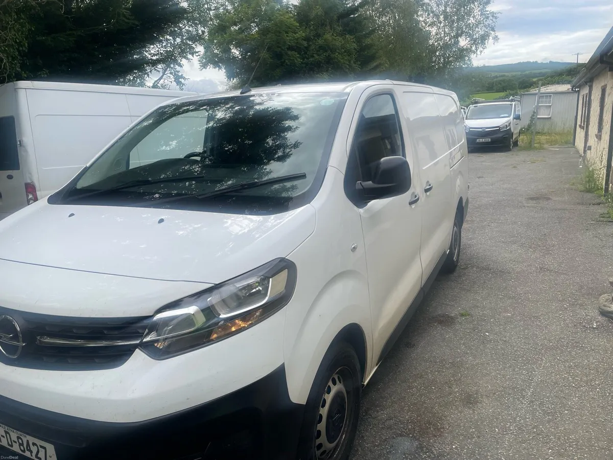 Opel vivaro very low mileage - Image 1
