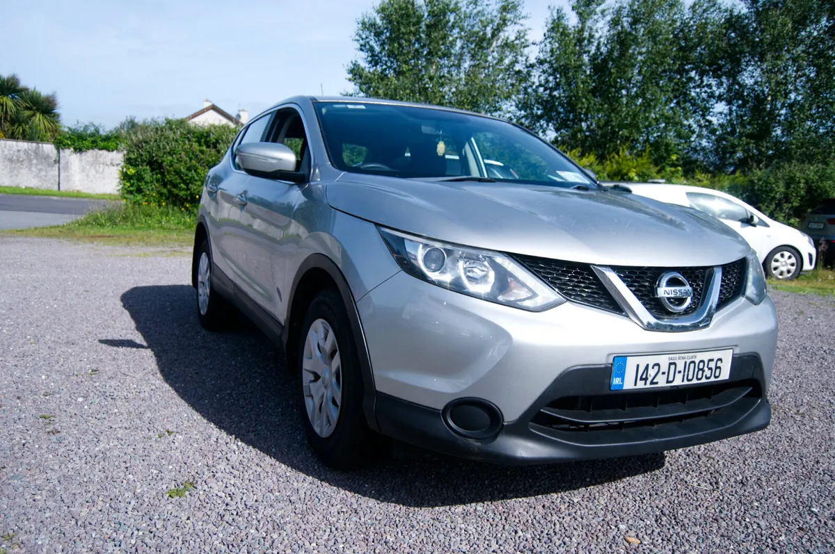 Nissan Qashqai 2014 1.2 PET XE low km - Image 1