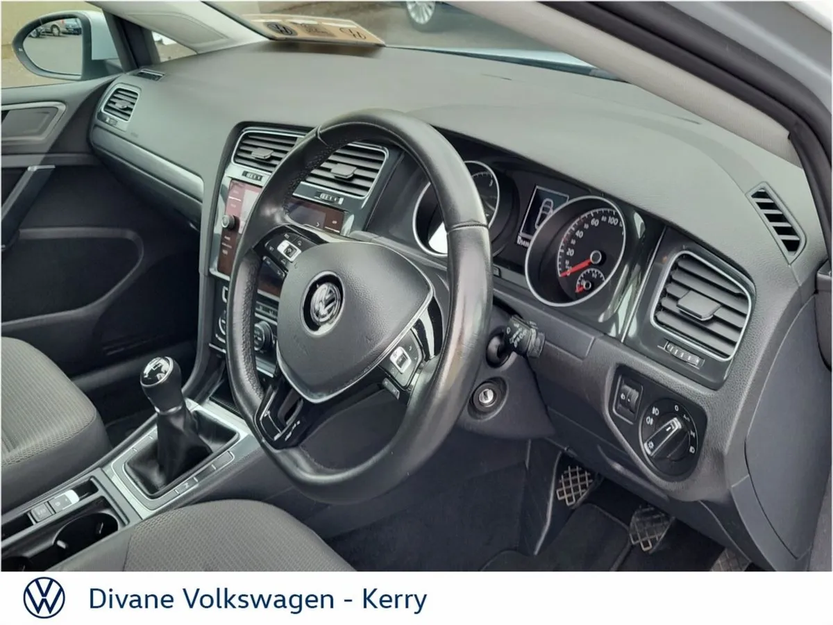 Volkswagen Golf 1.6 TDI 5DR 115HP Comfortline - Image 4