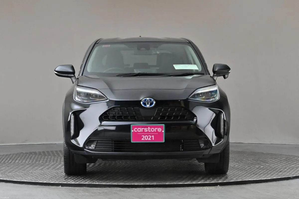 Toyota Yaris Cross 1.5 HYBRID **HALF LEATHER**REVE - Image 2