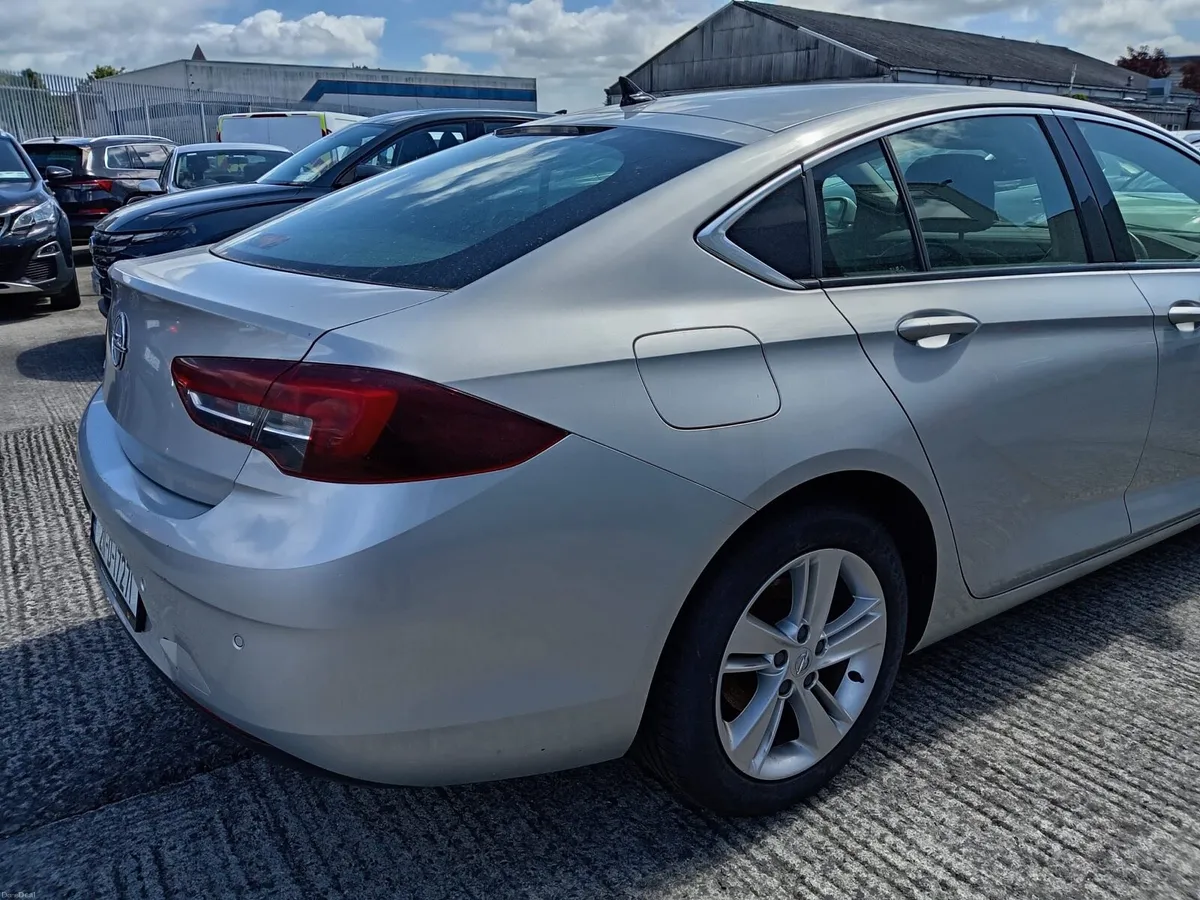 Opel insignia very cheap - Image 3